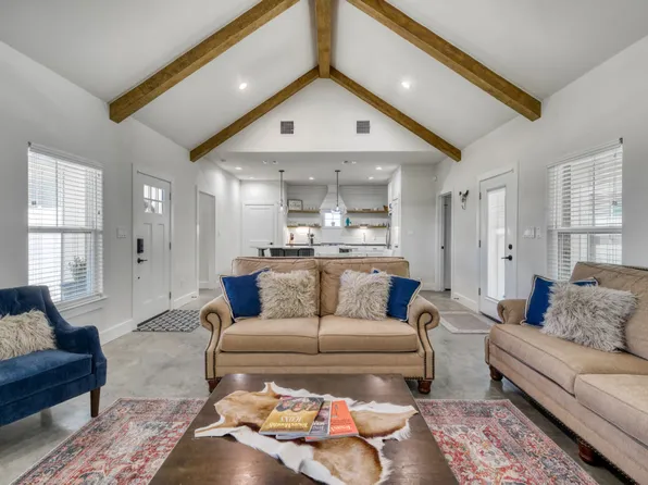 8300 Lone Star Rd #Id1328077p, Washington, TX 77880