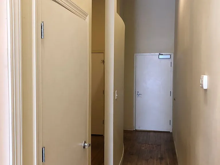 126-128 W Washington St #130 — Photo 11