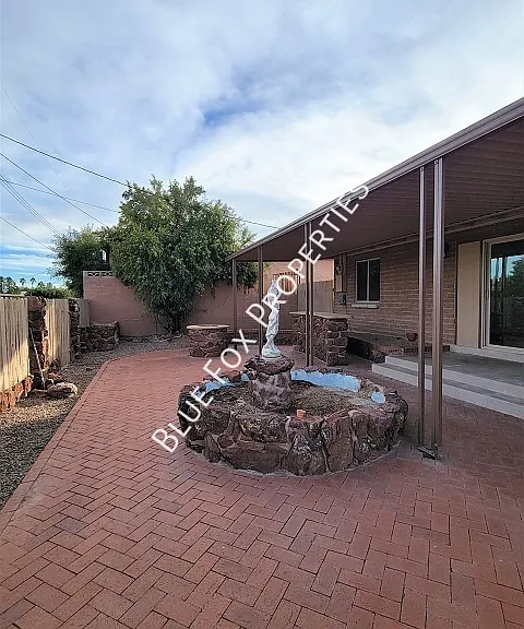 1933 S Palma Pl — Photo 25
