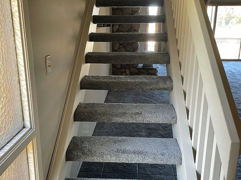 552 Christie Dr #306 — Photo 12