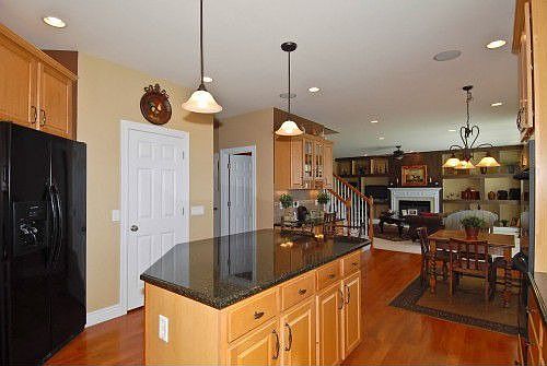 5th image of 103 Sunnybrooke Estates Ct