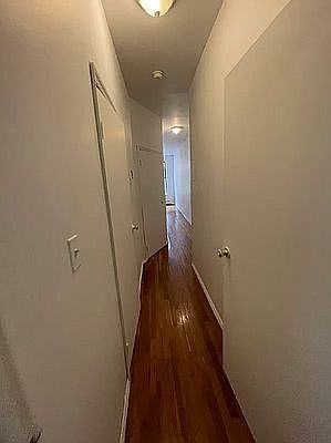 3rd image of 447 W 37th St #5R