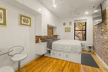 430 East 87th Street