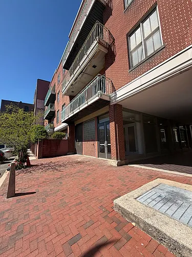 102 Church St Photo 1