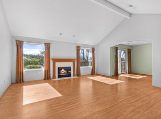 3434 Viewpoint Dr, Medford, OR 97504