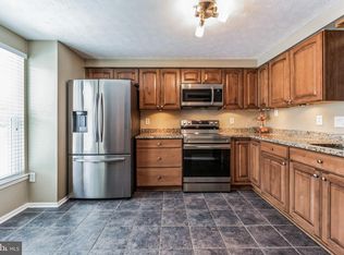8016 Green Tree Ct, Elkridge, MD 21075