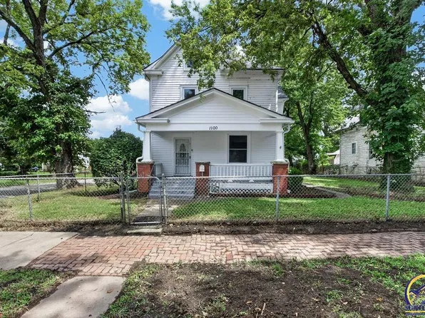 1100 SW Macvicar Ave, Topeka, KS 66604