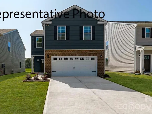 2102 10th St SE, Hickory, NC 28602