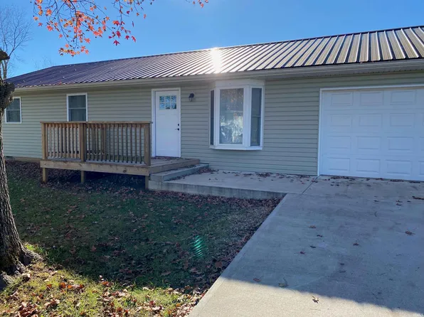 321 W Middleton St, Orleans, IN 47452
