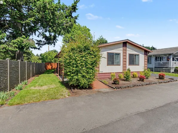 1307 S Water St Unit 2, Silverton, OR 97381