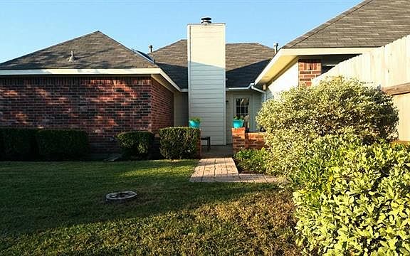 3rd image of 6503 Bluebonnet Dr