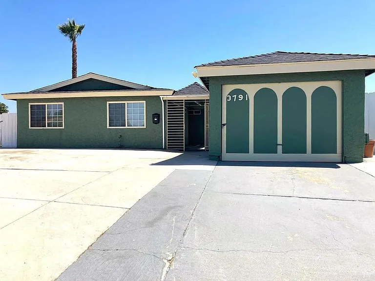 3791 Agosto St — Photo 33