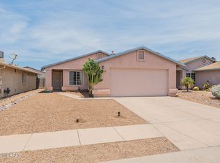 8943 E Citrus Tree Dr, Tucson, AZ 85730