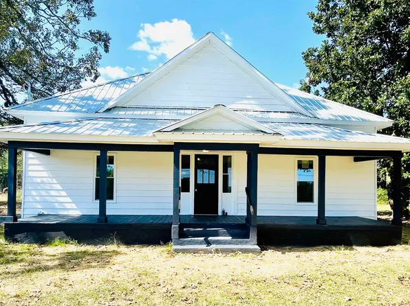 607 Walter Whitt Rd, Boaz, AL 35956