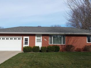 633 Onyx St, Ames, IA 50010