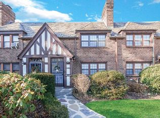 11109 75th Rd, Forest Hills, NY 11375