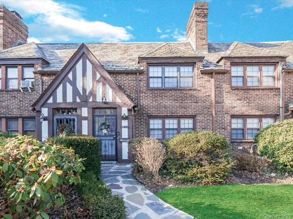 11109 75th Road, Forest Hills, NY 11375