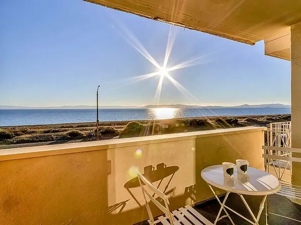1001 Shoreline Dr APT 204, Alameda, CA 94501