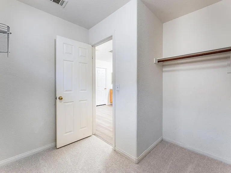 8901 Goldstone Ave — Photo 37