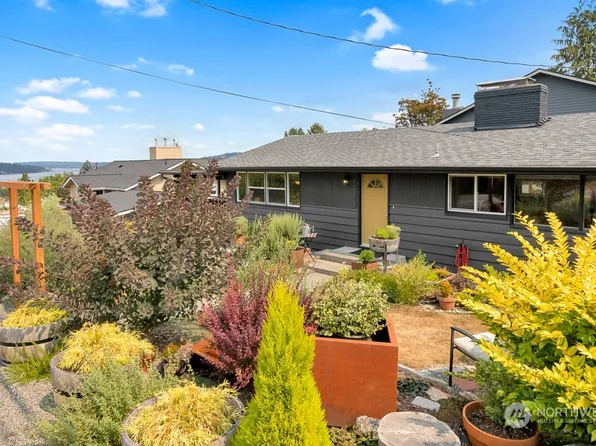 12312 84th Avenue S, Seattle, WA 98178