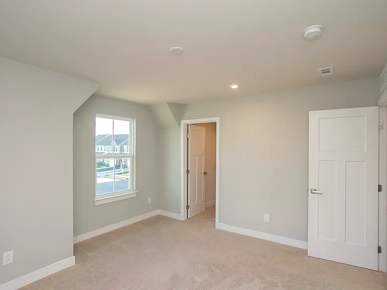 103 Great Falls Ct — Photo 30