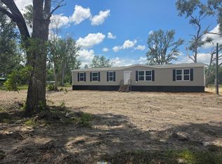 67 Bended Oak Ln, Stockton, GA 31649