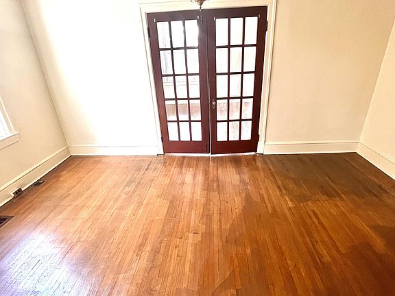 5th image of 244 Hager St #1