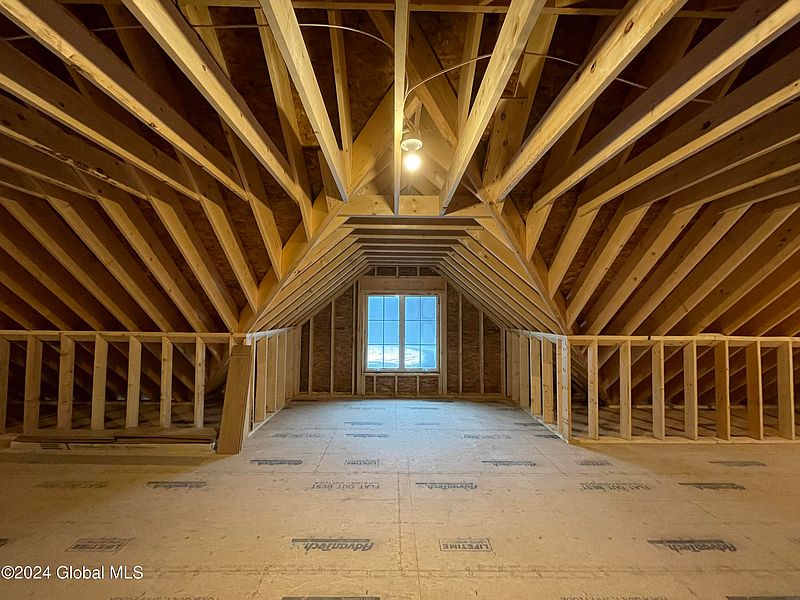 3rd image of 16 Avalon Way