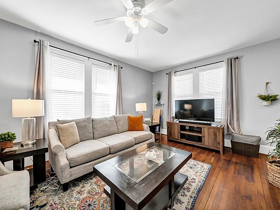 4th image of 130 Shandon St