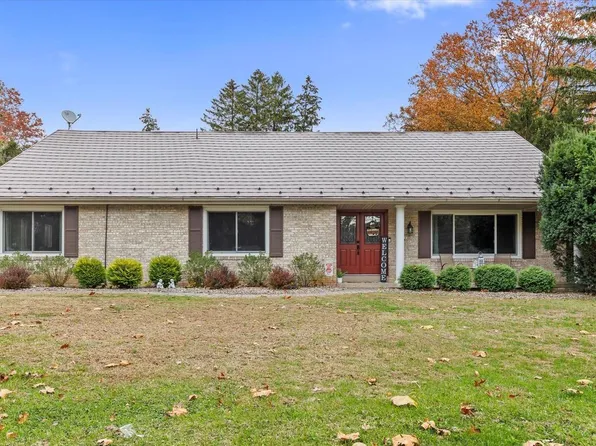 1605 Colonial Rd, Harrisburg, PA 17112