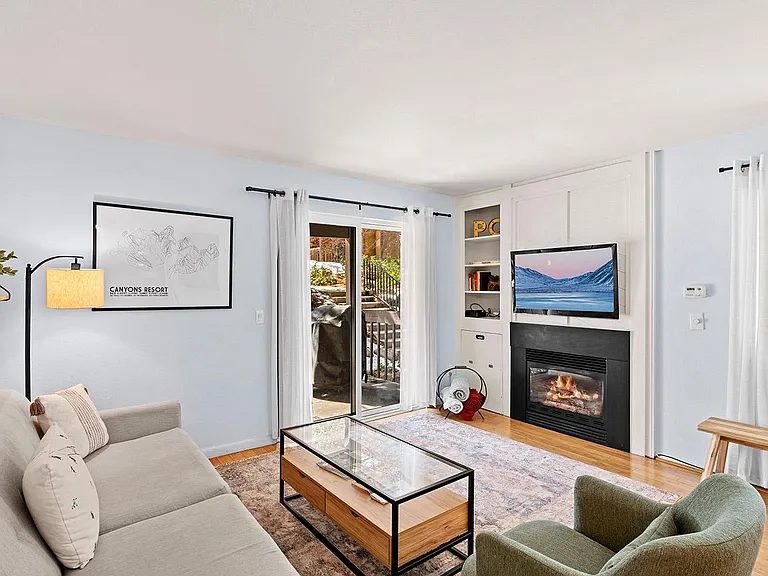 2025 Canyons Resort Dr #Y4 — Photo 5