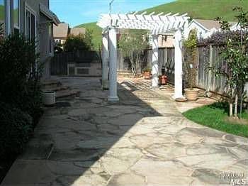 5th image of 24 Pepper Creek Way