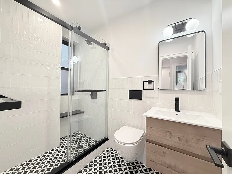 151 E 19th St #54B — Photo 7
