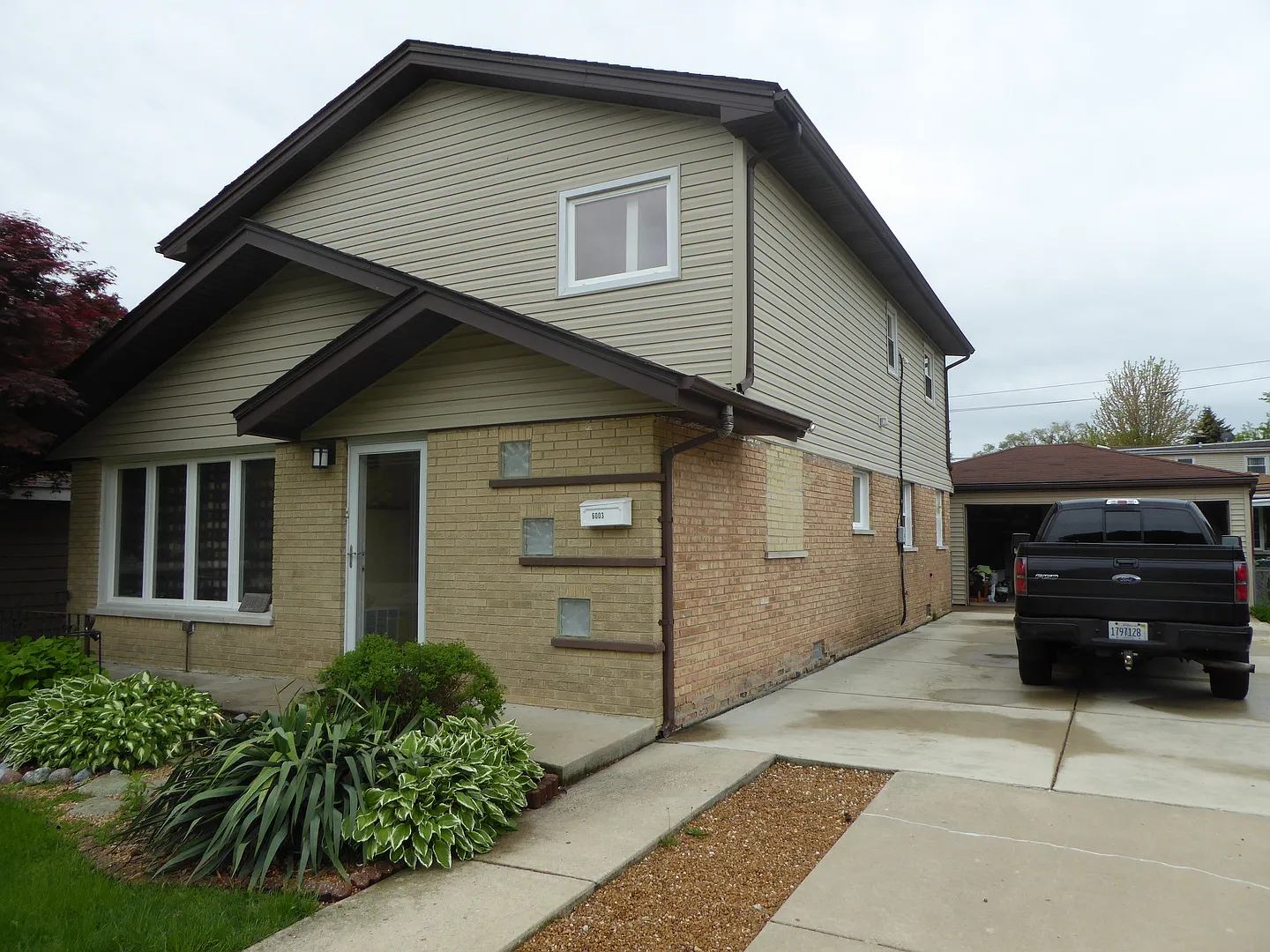 6003 Birmingham St photo 1