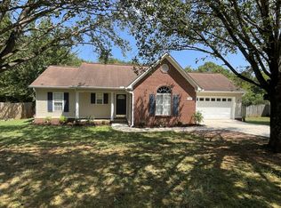 215 Falcon Ridge Dr, Huntsville, AL 35811