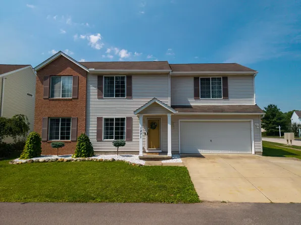 1271 Oxford Cir, Akron, OH 44312