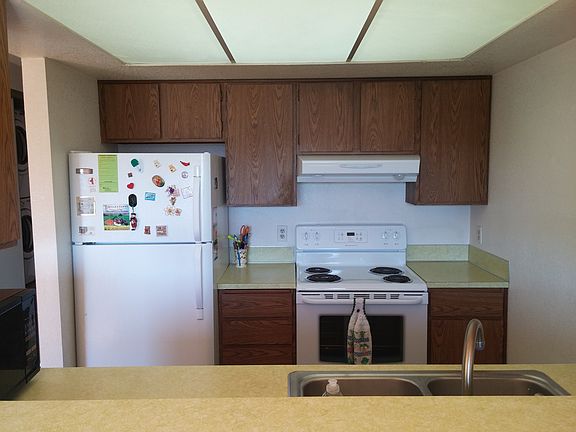 4th image of 23301 Lakeview Dr