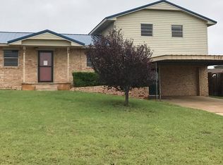 2120 Rizley Rd, Sayre, OK 73662