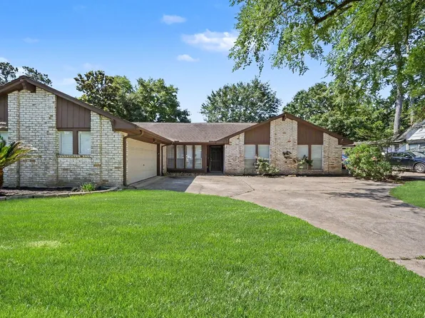 17419 Cassina Dr, Spring, TX 77388