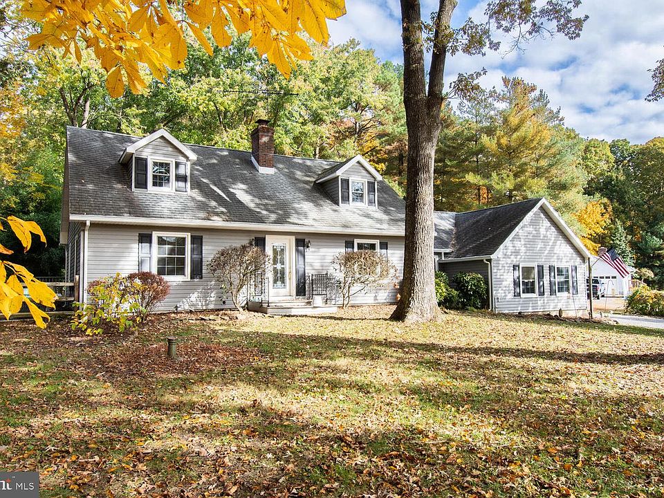 1st image of 23112 Tuckahoe Springs Dr