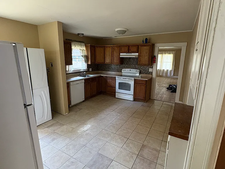 Kitchen 1