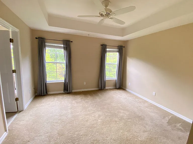208 Canterbury Bell Dr — Photo 19