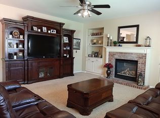 1119 Button Rock Ct, Longmont, CO 80504