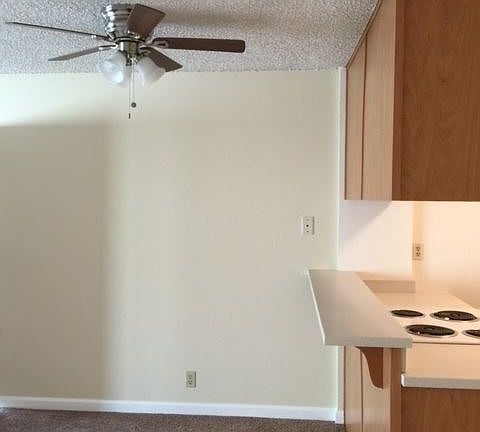 5th image of 1627 H St APT 14