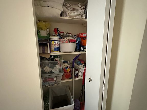 4th image of 1508 N Elk Grove Ave Floor 1