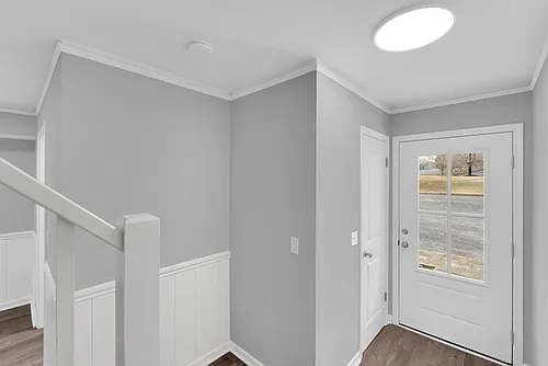 100 Lynn Cir #J Photo 1 100 Lynn Cir #J Photo 1