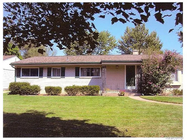 1420 Dundee Dr photo 1