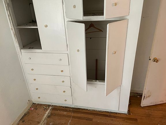 5th image of 14017A Ashworth Ave N