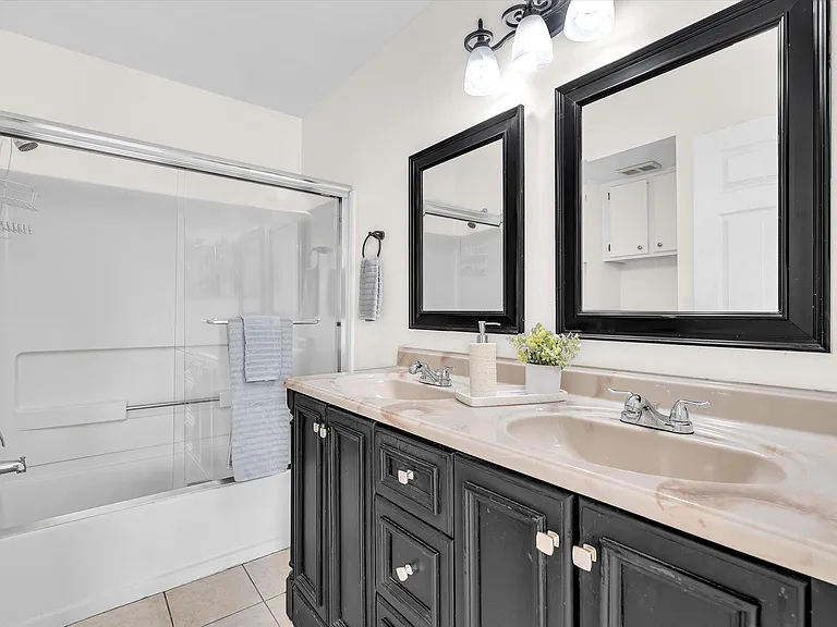 815 W Boynton Beach Blvd #16-205 — Photo 45