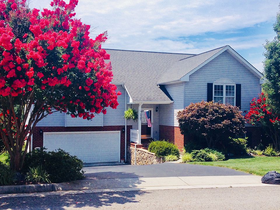 1737 Meadows Rd Vinton Va 